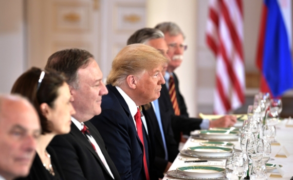 Вышвырнуть как собаку: Трамп потребовал уволить журналистку CNN за критику ударов по Ирану