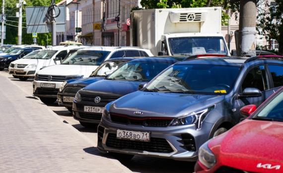 Остановился на минуту — получил штраф: новое правило ПДД, о котором мало кто еще знает Остановился на минуту — получил штраф: новое правило ПДД, о котором мало кто еще знает