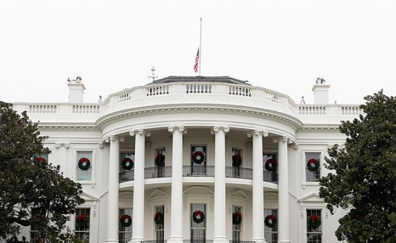 Экс-госсекретарь Помпео обвинил Трампа в косвенном финансировании КСИР Экс-госсекретарь Помпео обвинил Трампа в косвенном финансировании КСИР